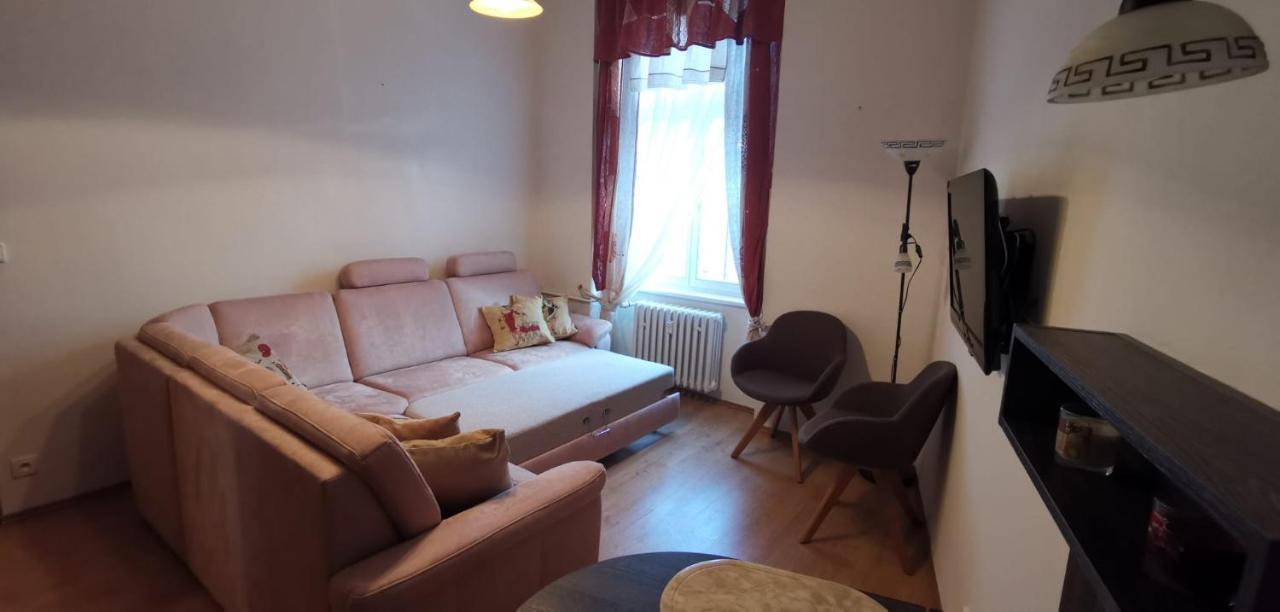 Apartmany U Hotelu Thermal Kv Karlovy Vary Luaran gambar