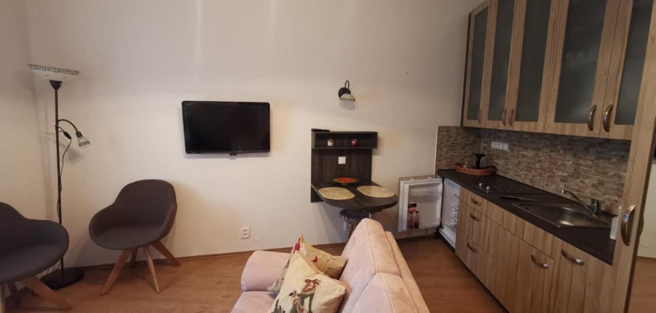 Apartmany U Hotelu Thermal Kv Karlovy Vary Luaran gambar