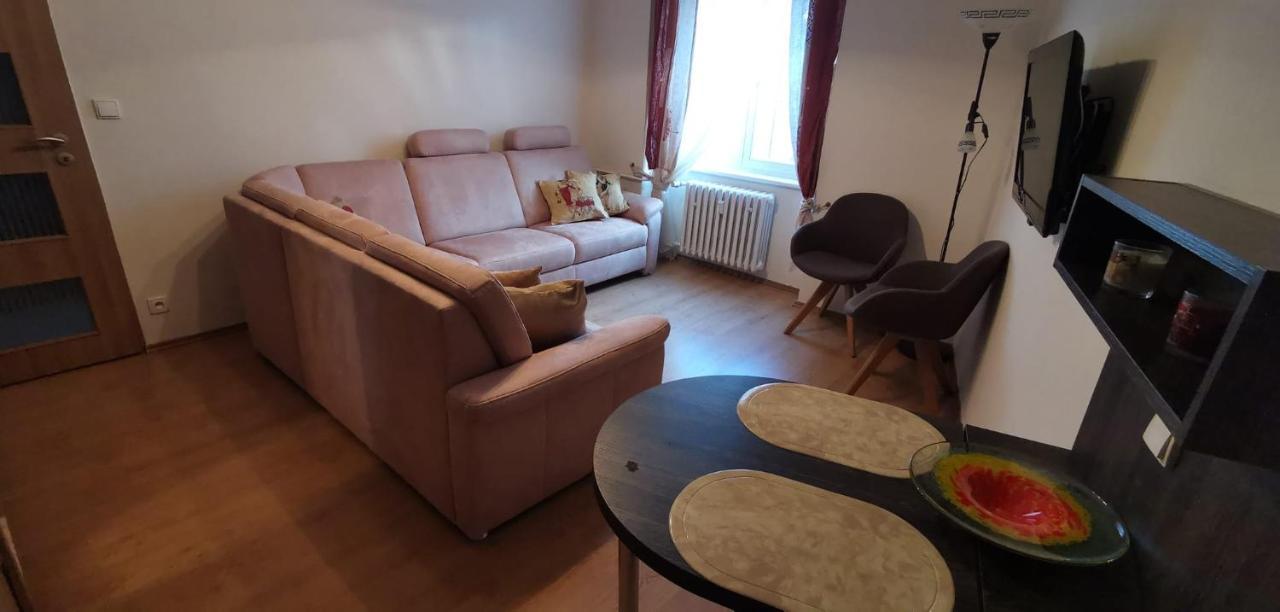 Apartmany U Hotelu Thermal Kv Karlovy Vary Luaran gambar